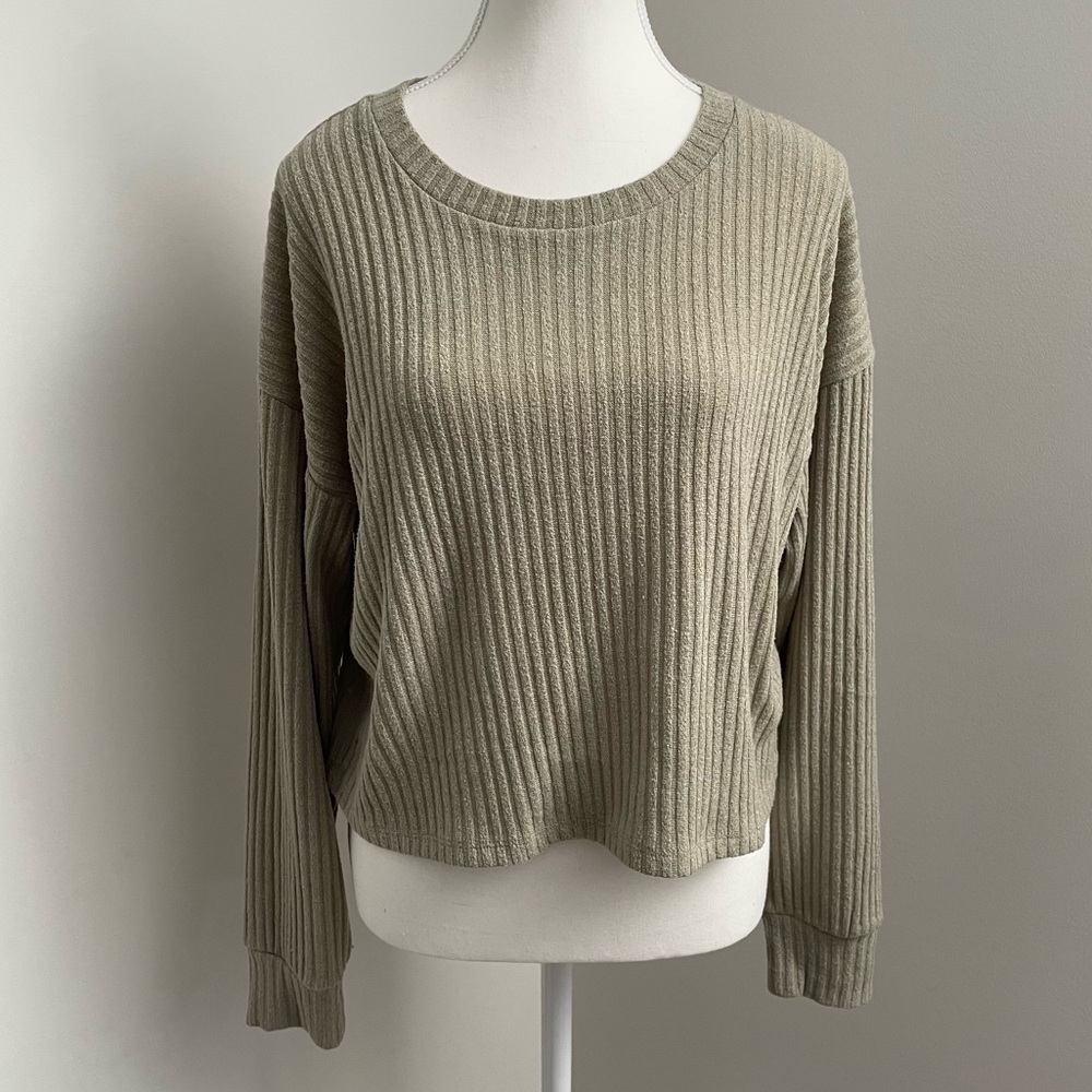 Aritzia Wilfred Ribbed Knit Lightweight Sage Green Cropped Sweater Size Large
